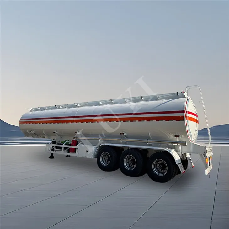 Semiremorcă cisternă diesel cu 3 axe direct din fabrică