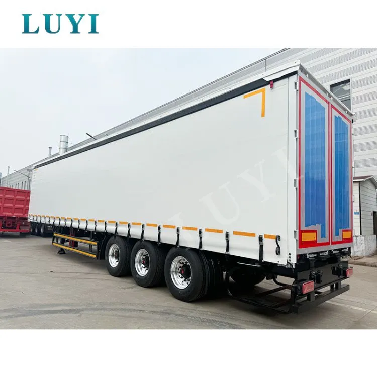 Remorcă cu cortină laterală cu 3 axe